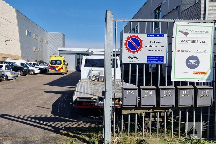 Zwaargewonde na schietpartij, dader slaat op de vlucht