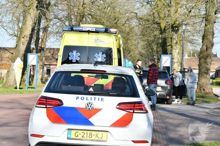 Jonge fietser aangereden door auto