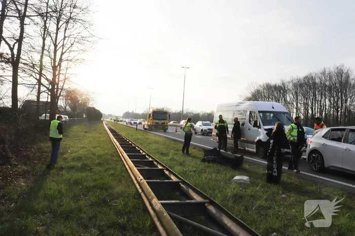 Veel schade bij ongeval tussen twee voertuigen