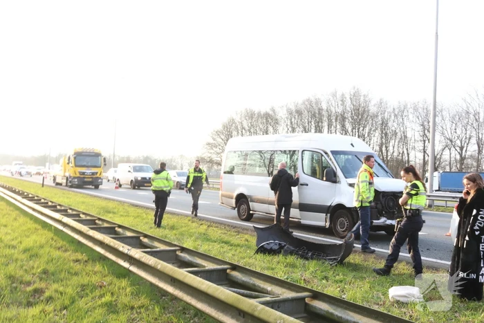 Veel schade bij ongeval tussen twee voertuigen