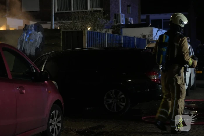 Opnieuw auto in brand