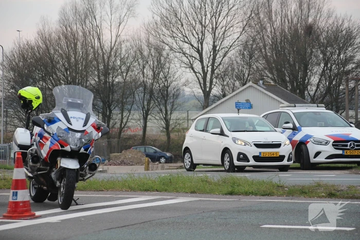 Twee voertuigen afgesleept na kop-staartaanrijding