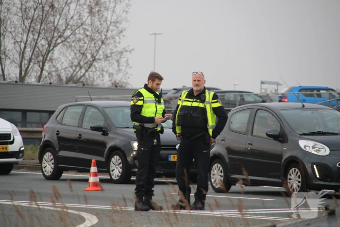 Twee voertuigen afgesleept na kop-staartaanrijding