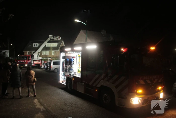 Schoorsteenbrand snel onder controle