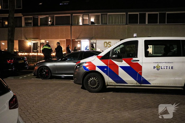 Veel politieinzet rondom woning