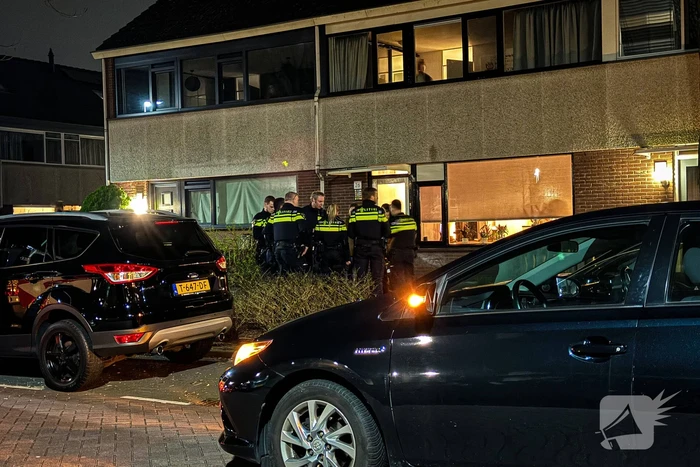Veel politieinzet rondom woning
