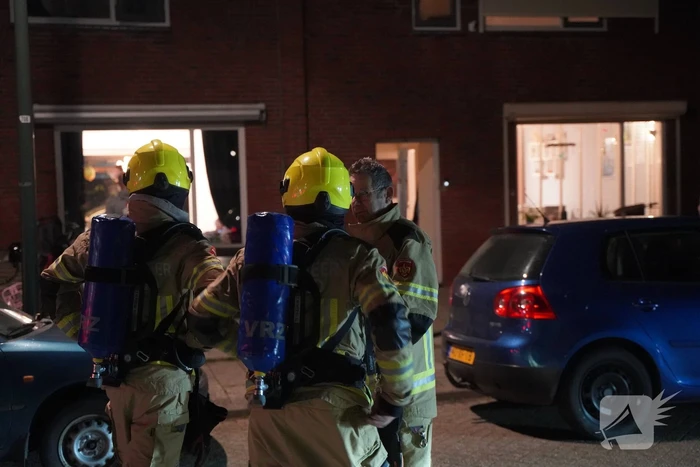 Brandweer doet onderzoek naar vreemde lucht