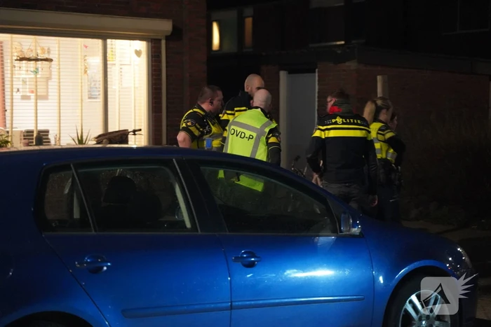 Brandweer doet onderzoek naar vreemde lucht