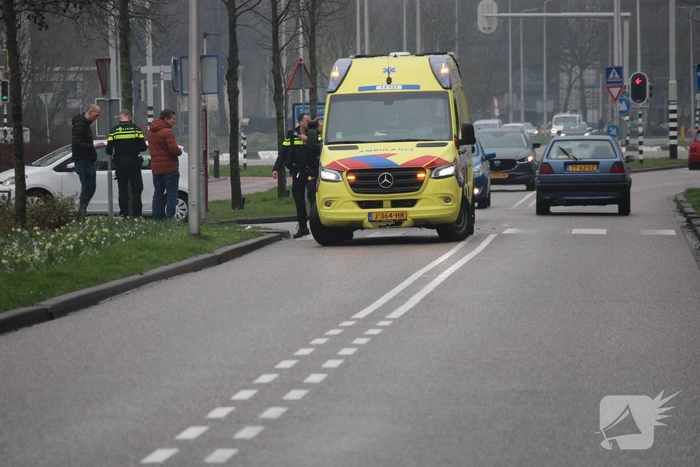 Fietser gewond bij aanrijding met personenauto