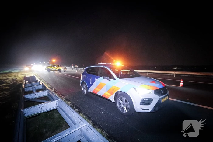 Grote verkeershinder door ongeval met twee auto's