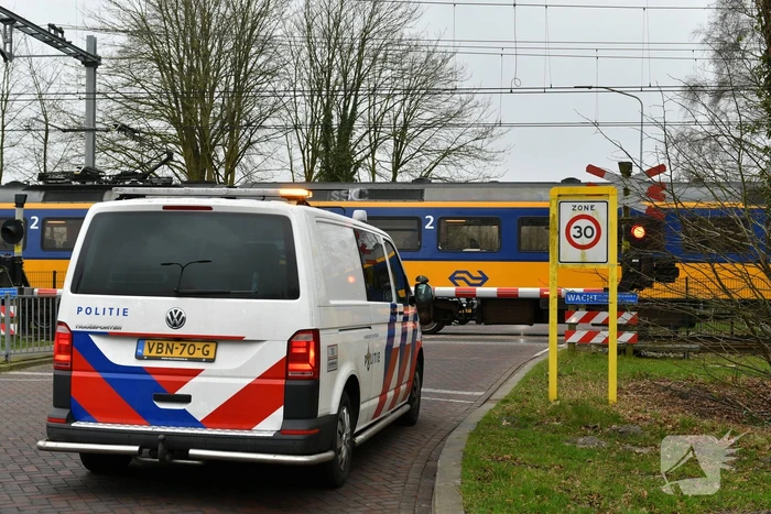Persoon raakt gewond bij aanrijding met passagierstrein