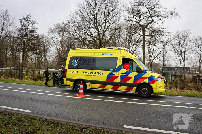 Flinke file door eenzijdig ongeval met motor