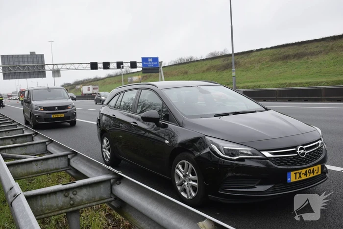 Flinke schade door ongeval op snelweg