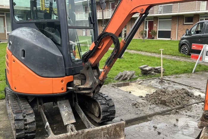Waterleidingbreuk door graafwerkzaamheden