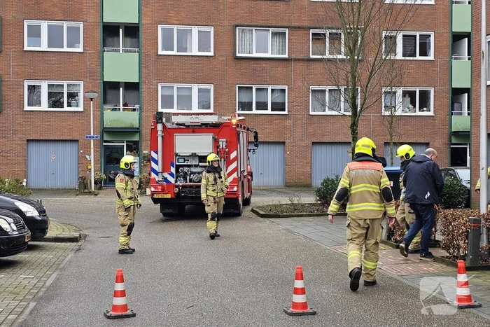 Gaslucht in meerdere portieken geroken
