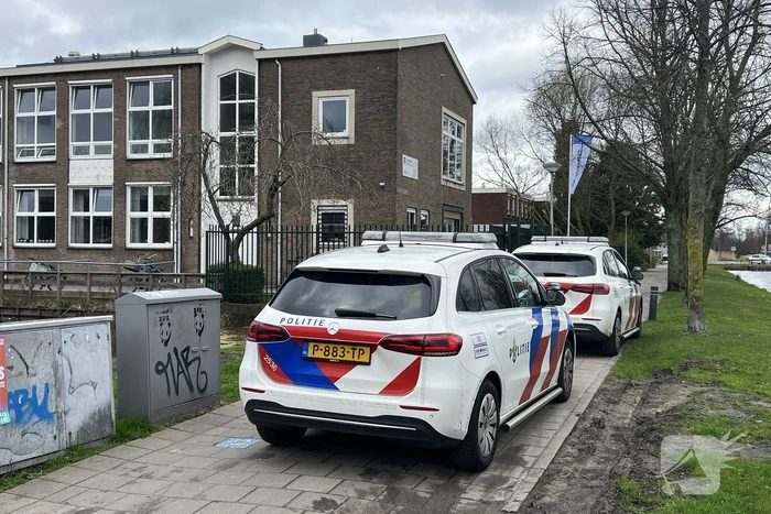 Schoolgebouw ontruimd wegens vreemde lucht