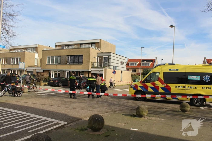 Man op brommer overleden bij botsing met auto