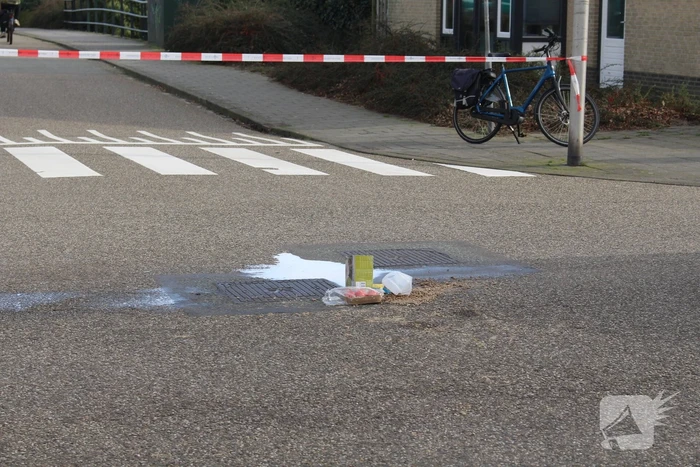 Man op brommer overleden bij botsing met auto