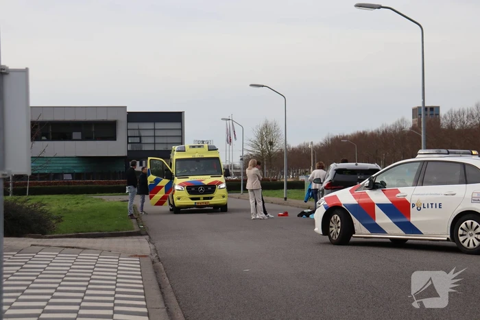 Persoon gewond bij botsing met auto