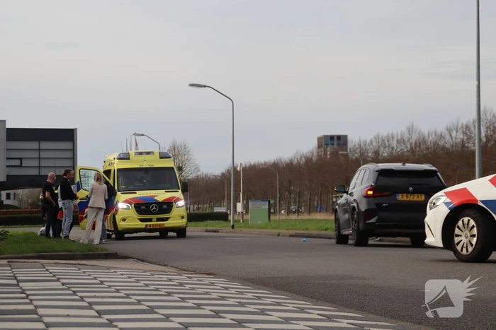 Persoon gewond bij botsing met auto