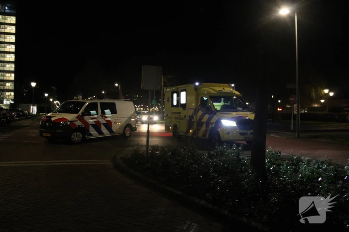 Scooterrijder gewond bij botsing met bus