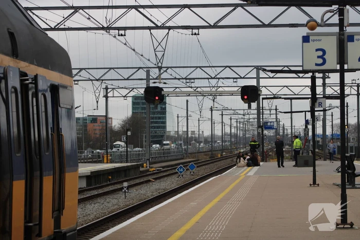 Persoon op spoor zorgt voor hinder op treinvervoer