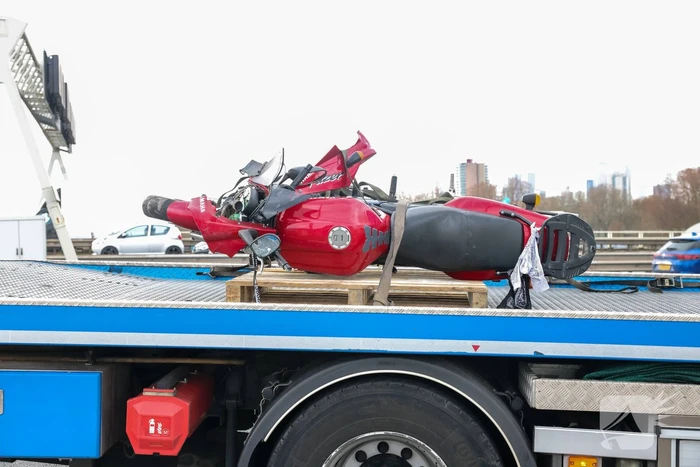ongeval rijksweg a16 l 20,6 rotterdam