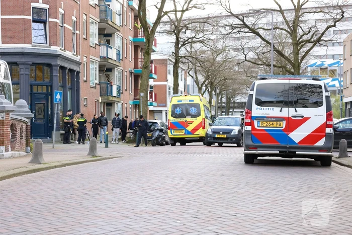 Scooter geschept door personenauto