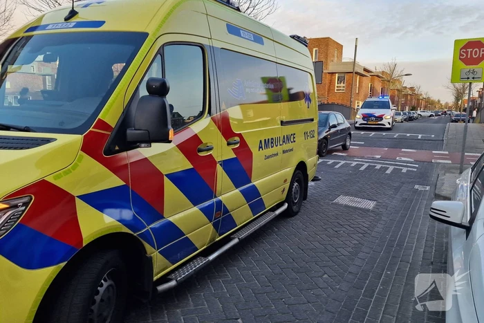 Bestuurster zonder rijbewijs rijdt fietser aan