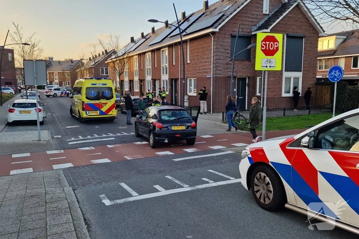 Bestuurster zonder rijbewijs rijdt fietser aan