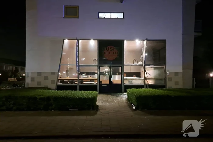Flinke schade aan sushirestaurant na explosie