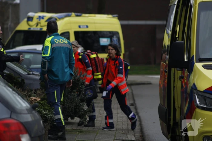 Hulpdiensten groots ingezet na melding van steekincident