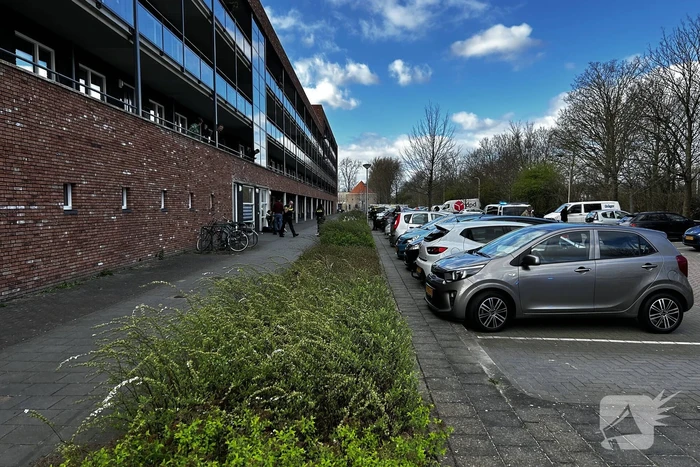 Zwaargewonde na steekpartij bij flat
