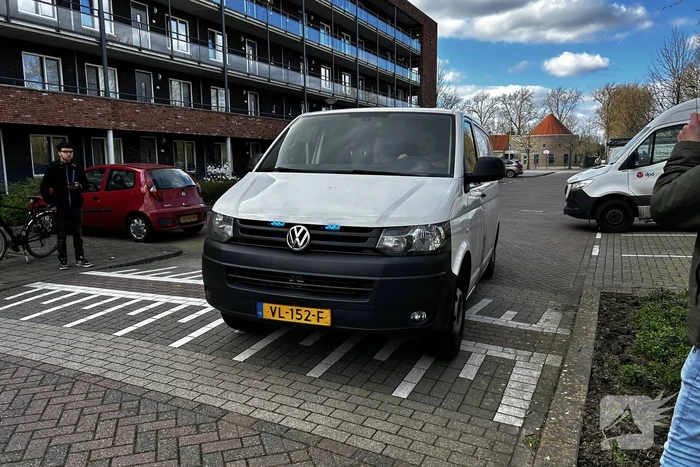 Zwaargewonde na steekpartij bij flat