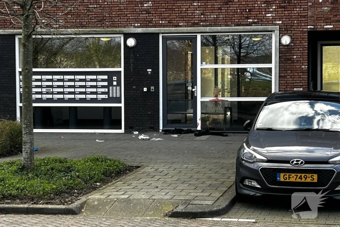 Zwaargewonde na steekpartij bij flat