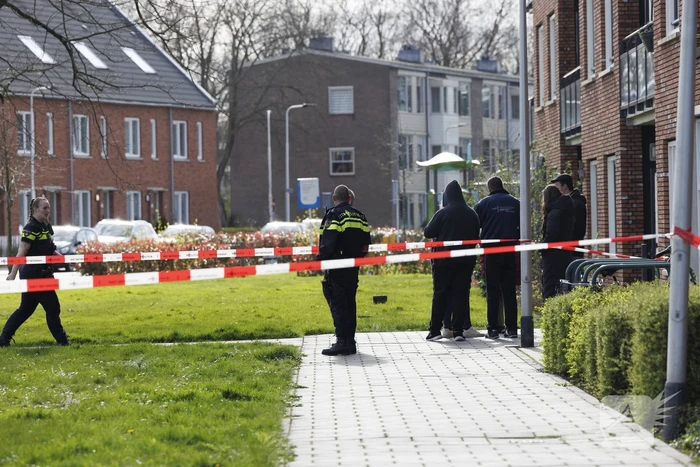 Zwaargewonde na steekpartij bij flat