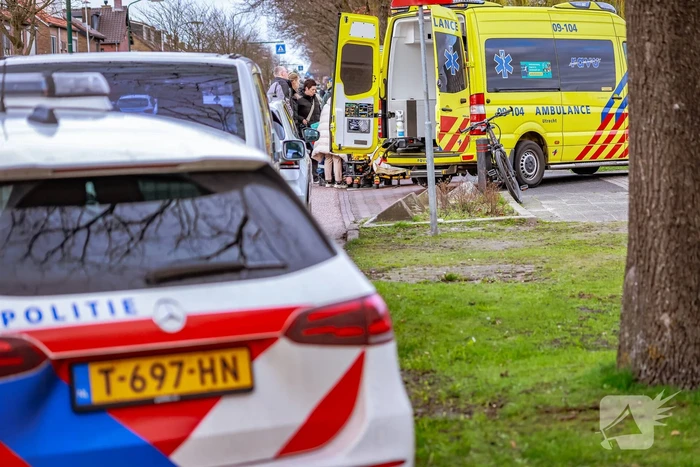 Fietser gewond bij botsing met auto