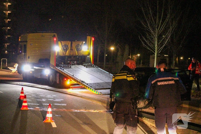 Auto zwaar beschadigd bij eenzijdig ongeval