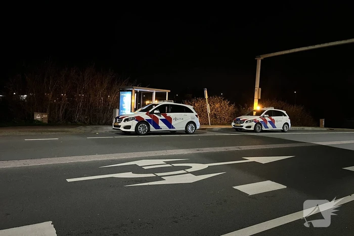 Aanhouding en ravage nadat auto crasht