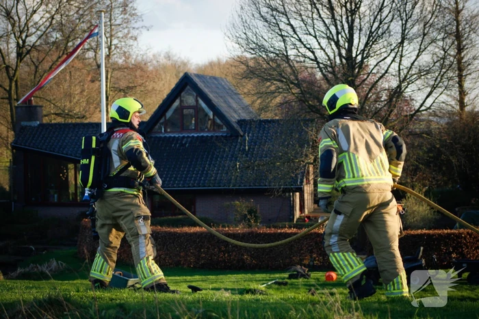 Brand rondom transformatorhuis snel geblust