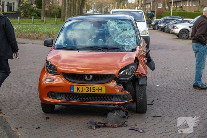 Gewonde bij ongeval tussen automobilist en scooter met twee opzittenden
