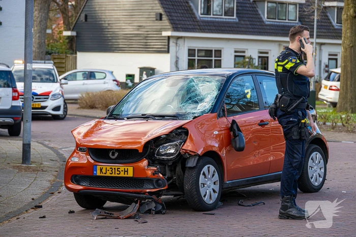 Gewonde bij ongeval tussen automobilist en scooter met twee opzittenden