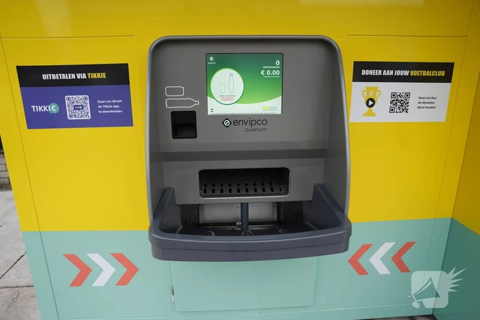 Eerste openbare statiegeldmachine van Nederland geplaatst