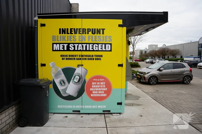Eerste openbare statiegeldmachine van Nederland geplaatst