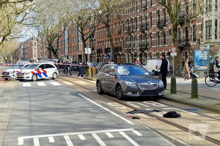 Traumateam ingezet voor ernstig ongeval tussen fietser en taxi