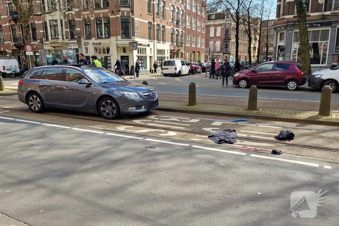 Traumateam ingezet voor ernstig ongeval tussen fietser en taxi
