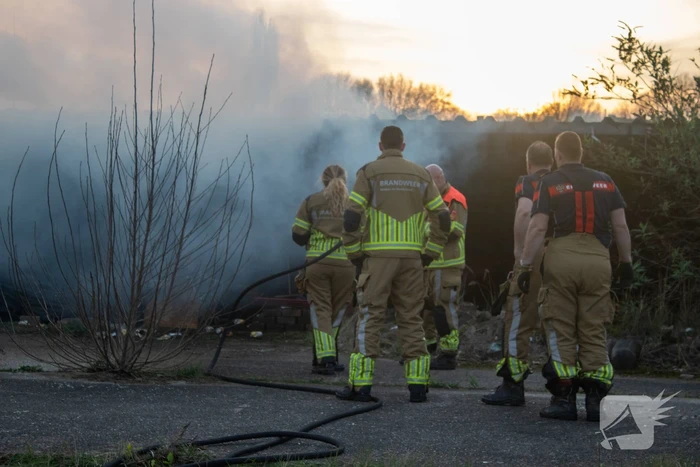 Brand op afgelegen terrein