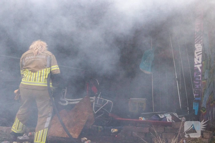 Brand op afgelegen terrein