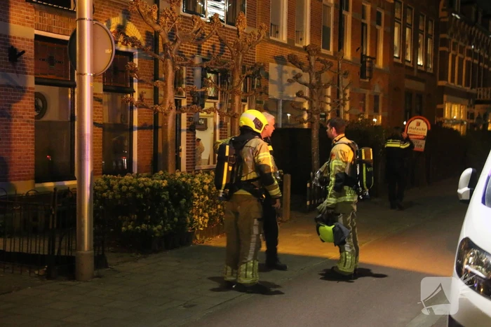 Brandweer controleert woning na brand