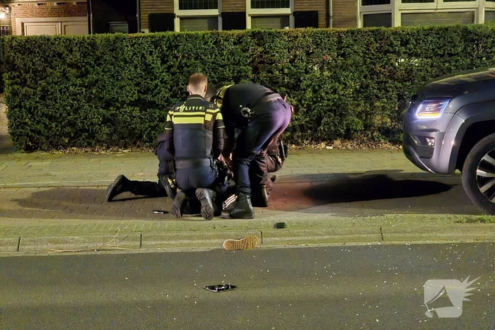 Auto op de zijkant na ongeluk